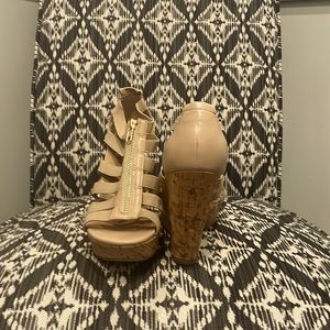 Steve Madden nude platforms cork bottom